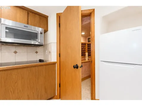 10625 SW Oriole Circle Beaverton OR 97007