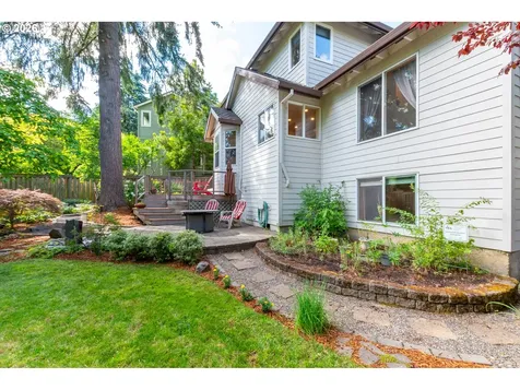 10625 SW Oriole Circle Beaverton OR 97007
