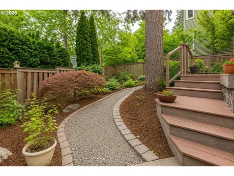 10625 SW Oriole Circle Beaverton OR 97007