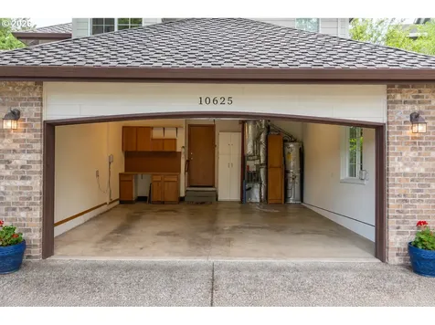 10625 SW Oriole Circle Beaverton OR 97007