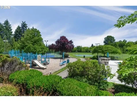 10625 SW Oriole Circle Beaverton OR 97007