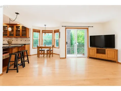10625 SW Oriole Circle Beaverton OR 97007