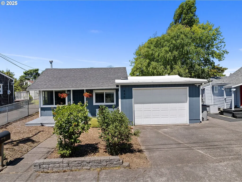 840 11th Avenue Seaside OR 97138