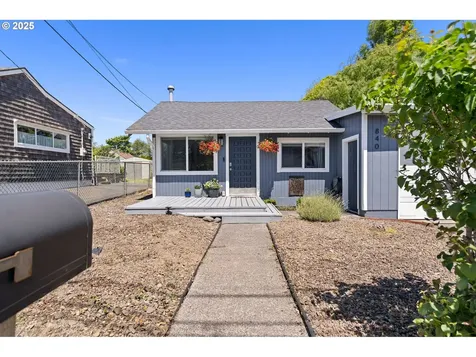 840 11th Avenue Seaside OR 97138