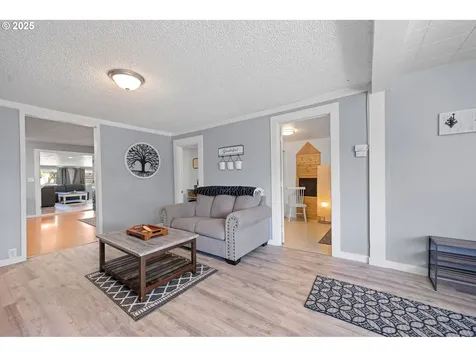 840 11th Avenue Seaside OR 97138