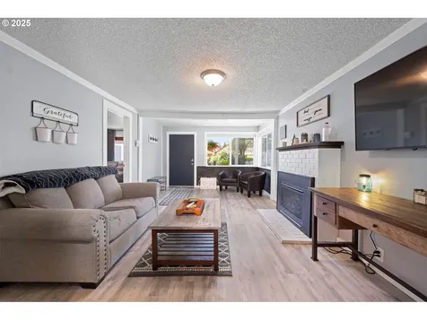 840 11th Avenue Seaside OR 97138