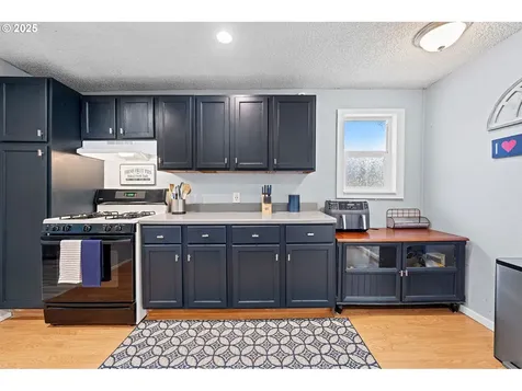840 11th Avenue Seaside OR 97138