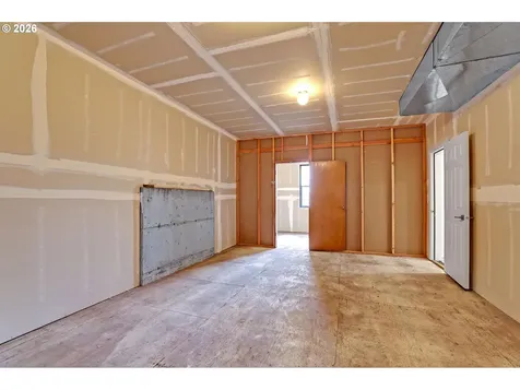 9719 NW Fleischner Street Portland OR 97229
