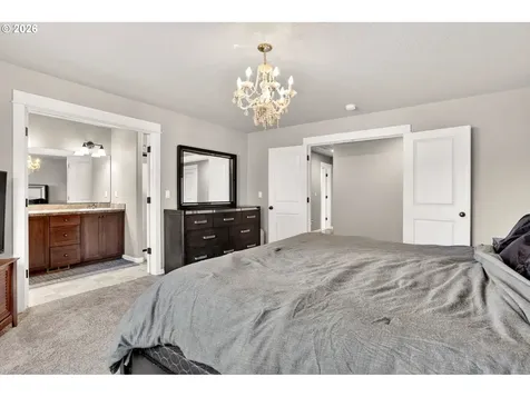 511 Paradise Street Woodburn OR 97071