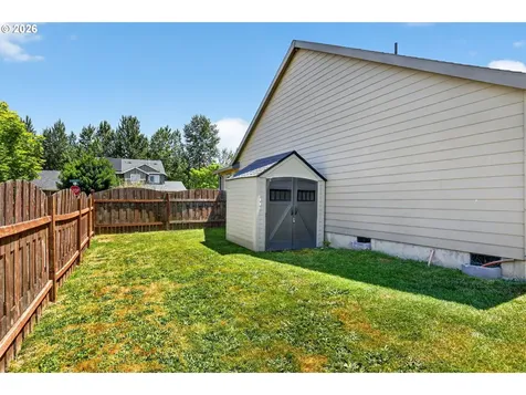 511 Paradise Street Woodburn OR 97071