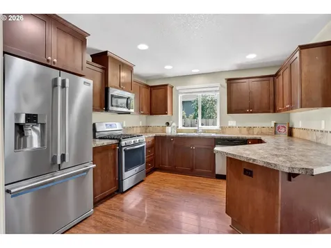 511 Paradise Street Woodburn OR 97071