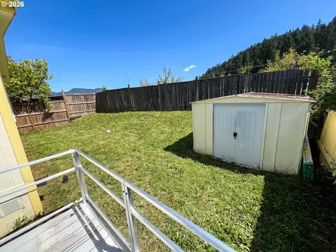 5660 Daisy Street Springfield OR 97478