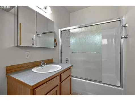 9314 N Woolsey Avenue Portland OR 97203