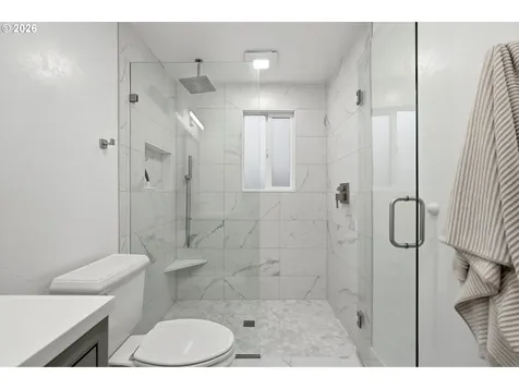 1512 SW 18th Avenue Portland OR 97201