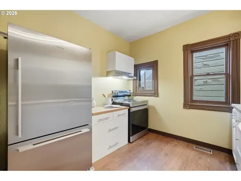 1512 SW 18th Avenue Portland OR 97201