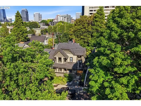 1512 SW 18th Avenue Portland OR 97201