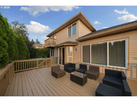 5219 NW Fernridge Drive Camas WA 98607