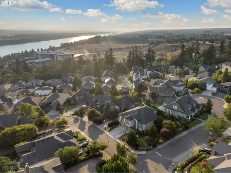 5219 NW Fernridge Drive Camas WA 98607