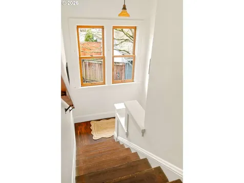 5916 N Moore Avenue Portland OR 97217
