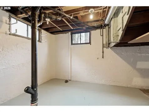5916 N Moore Avenue Portland OR 97217