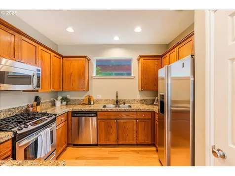 15996 SW Langer Drive Sherwood OR 97140