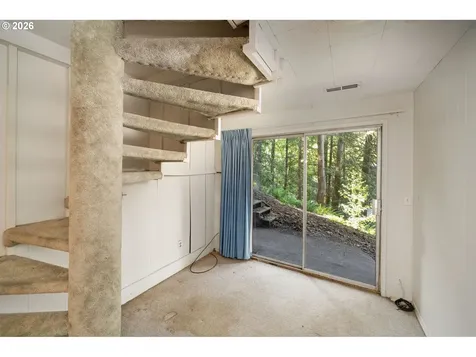 7190 SW Raleighwood Lane Portland OR 97225