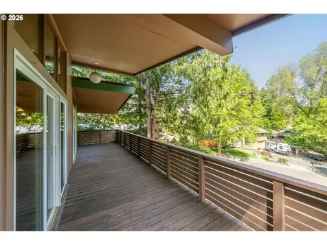 7190 SW Raleighwood Lane Portland OR 97225