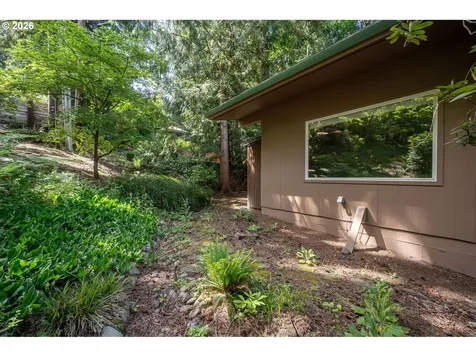 7190 SW Raleighwood Lane Portland OR 97225