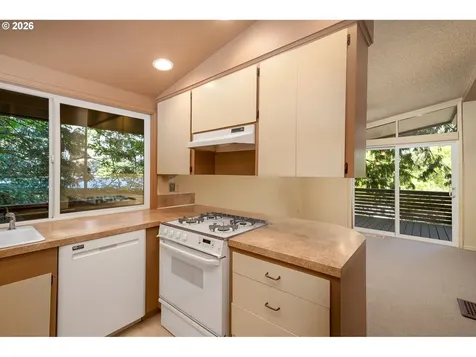7190 SW Raleighwood Lane Portland OR 97225