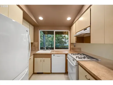 7190 SW Raleighwood Lane Portland OR 97225