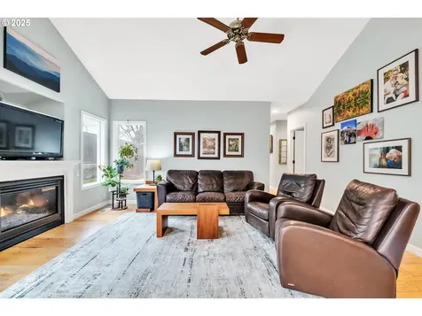 1750 Ridgley Boulevard Eugene OR 97401