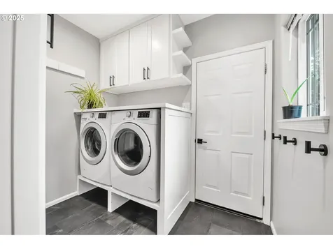 1750 Ridgley Boulevard Eugene OR 97401