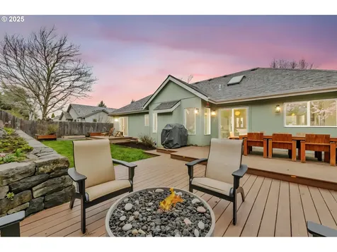 1750 Ridgley Boulevard Eugene OR 97401