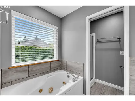 3507 NE 113th Street Vancouver WA 98686