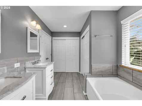 3507 NE 113th Street Vancouver WA 98686