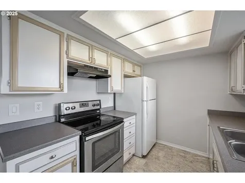 658 SE Debbie Street Mcminnville OR 97128
