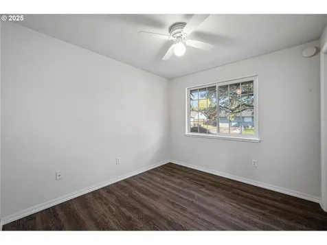 658 SE Debbie Street Mcminnville OR 97128