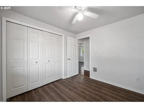 658 SE Debbie Street Mcminnville OR 97128