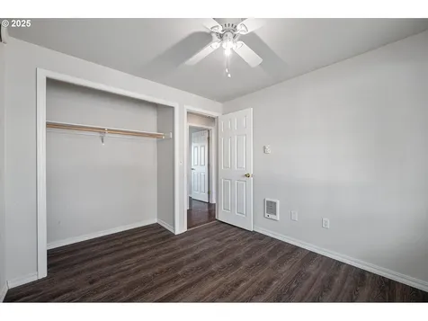 658 SE Debbie Street Mcminnville OR 97128