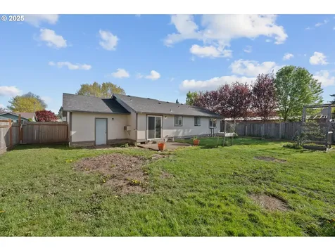 658 SE Debbie Street Mcminnville OR 97128