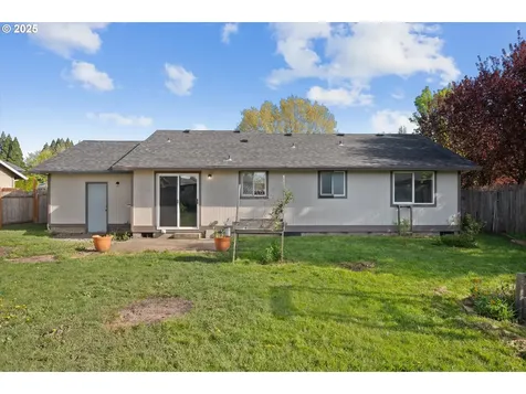 658 SE Debbie Street Mcminnville OR 97128