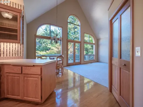 2037 Morning View Drive Eugene OR 97405