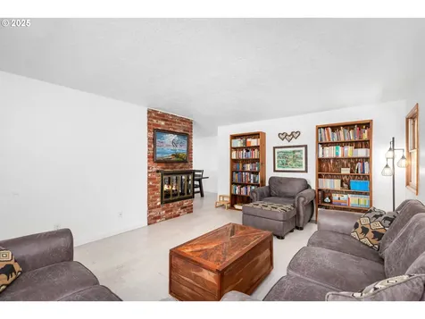 425 NW Angeline Avenue Gresham OR 97030