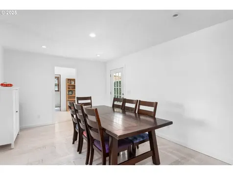 425 NW Angeline Avenue Gresham OR 97030
