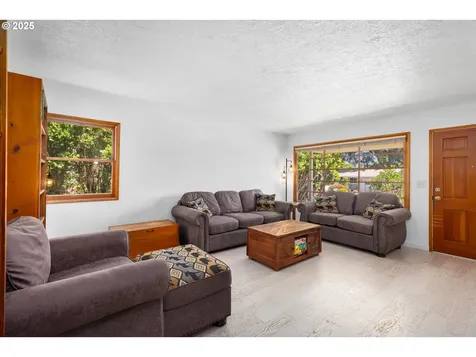 425 NW Angeline Avenue Gresham OR 97030