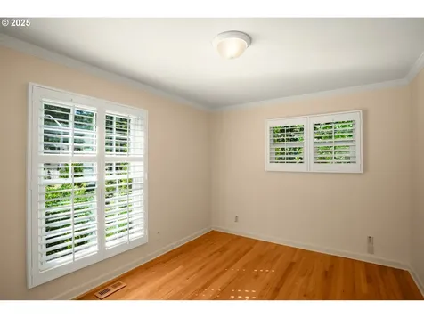 1405 Cherry Crest Avenue Lake Oswego OR 97034