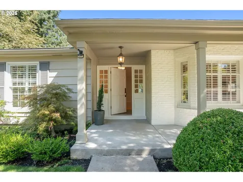 1405 Cherry Crest Avenue Lake Oswego OR 97034