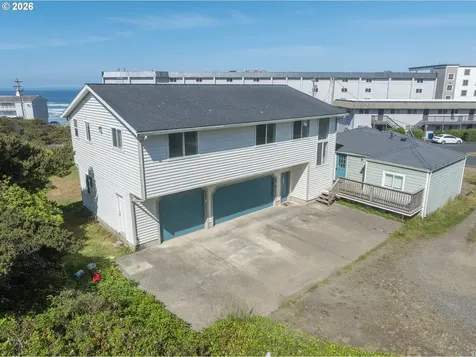 563/565 SW 4th Street Newport OR 97365
