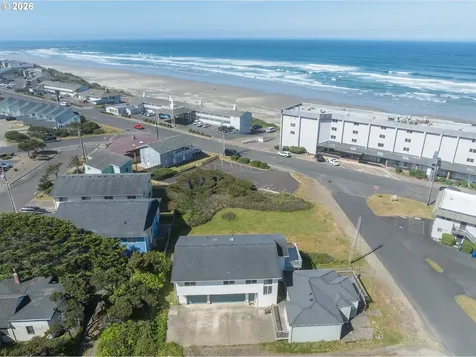 563/565 SW 4th Street Newport OR 97365