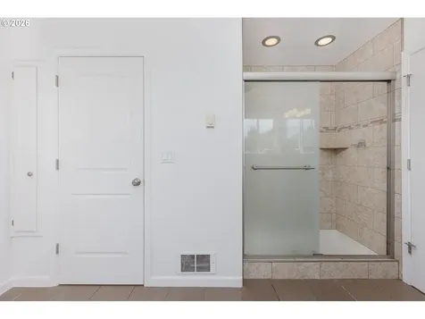 563/565 SW 4th Street Newport OR 97365
